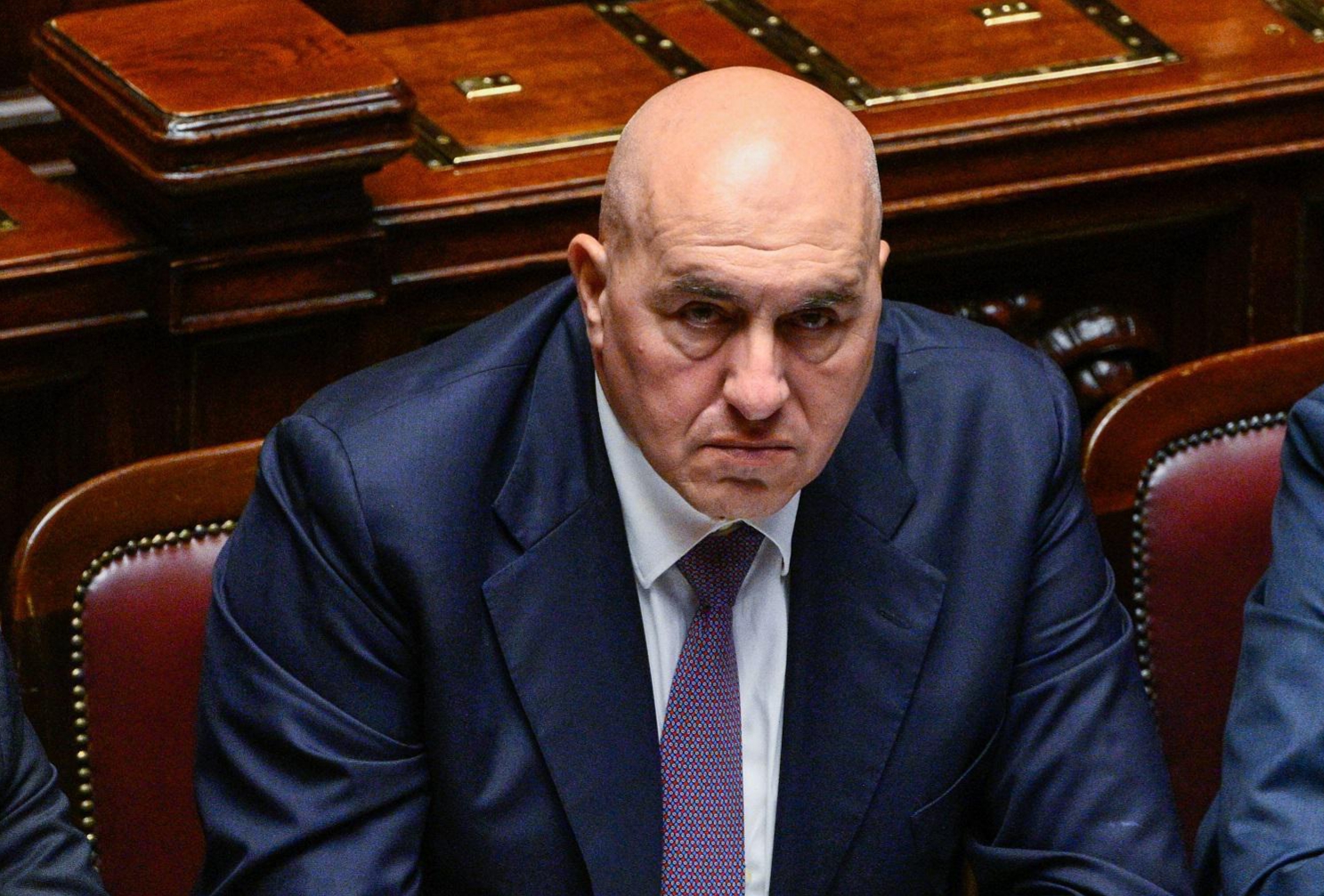 Ignobili attacchi al ministro della Difesa, Guido Crosetto: 
