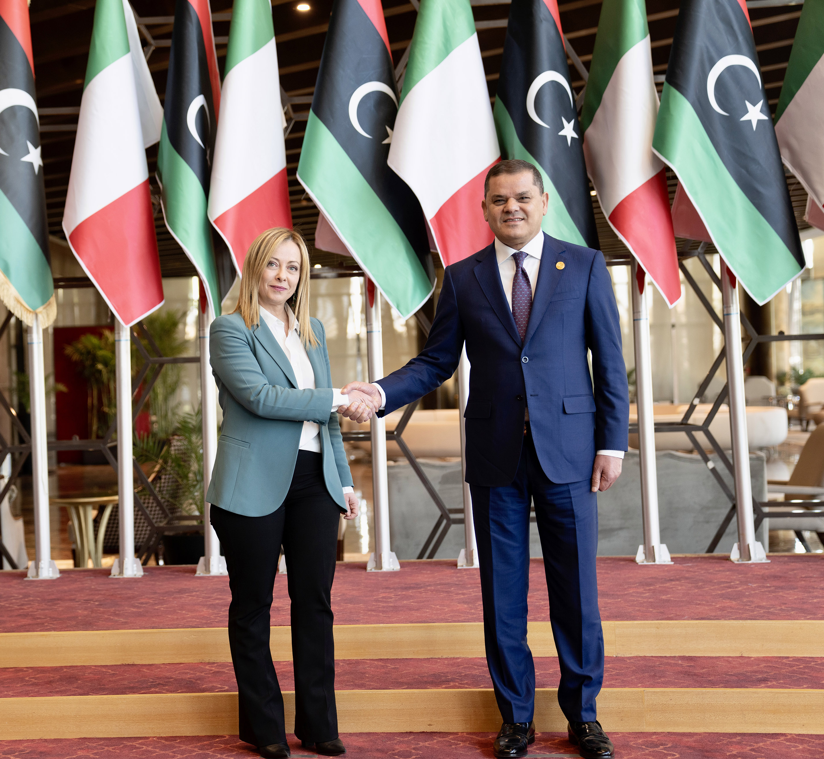 Il Presidente del Consiglio Giorgia Meloni a Tripoli. Firmati accordi tra Italia e Libia in tema di cooperazione, energia e flussi migratori